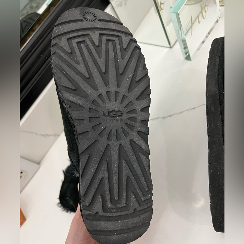 Ugg Bailey Bow - image 7